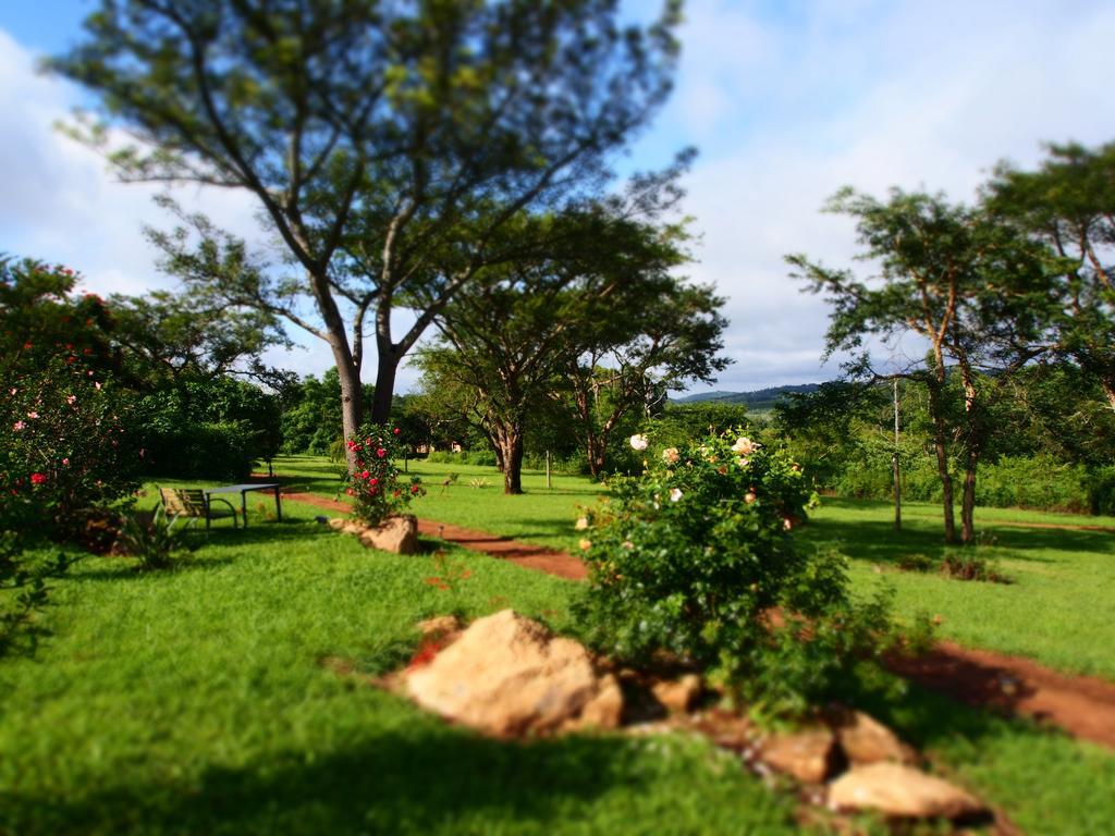 Thokozani Lodge White River Kültér fotó