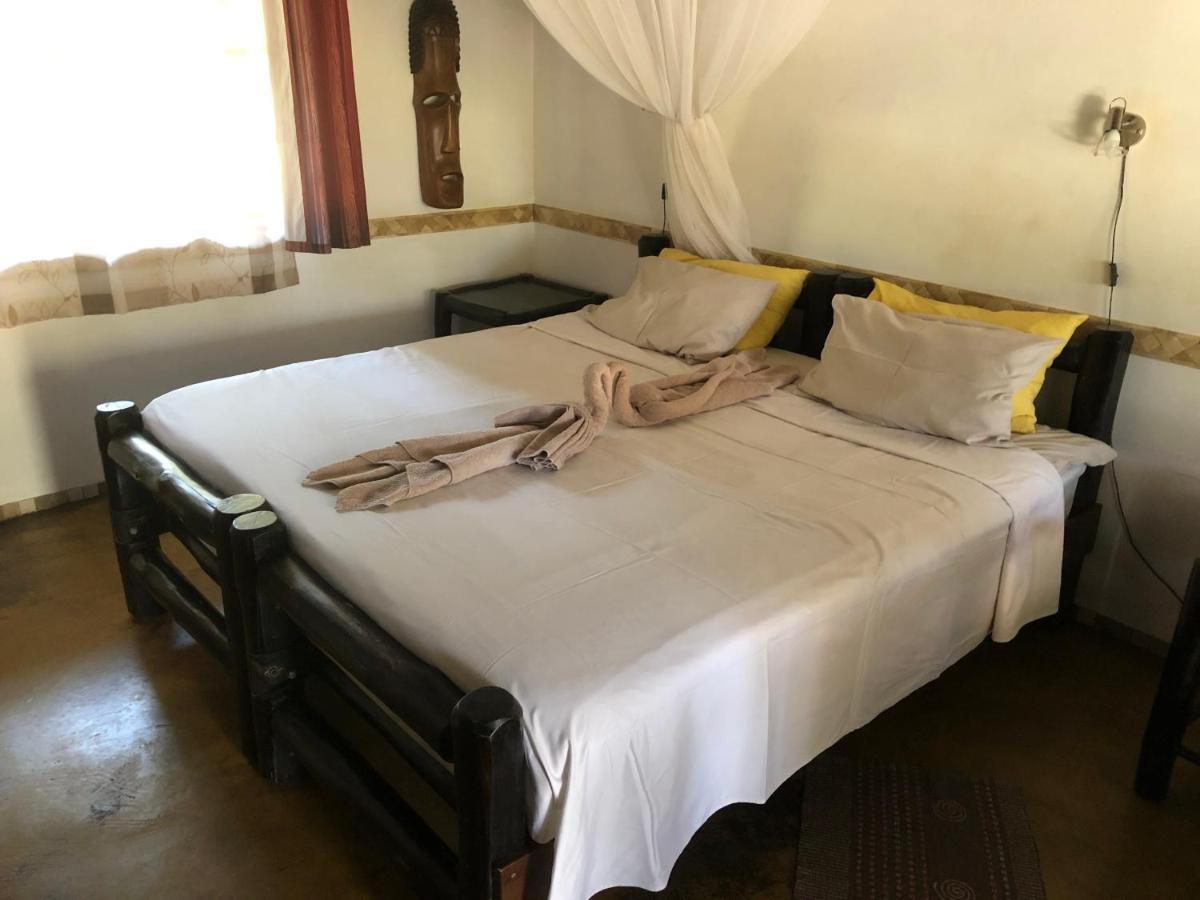 Thokozani Lodge White River Kültér fotó